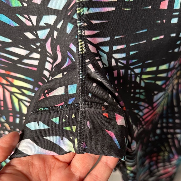 NOLA 3/4 Length Athletic Leggings - Picture 6 of 11